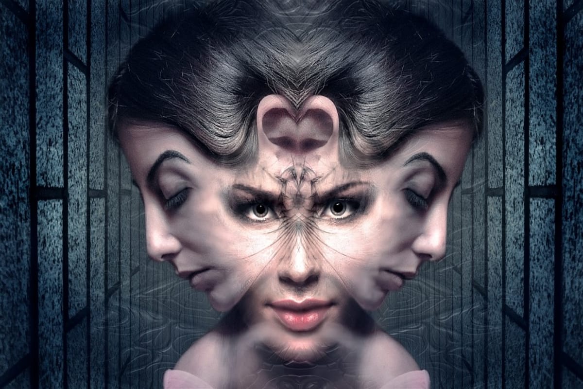 causes symptoms and treatment of mental disorder