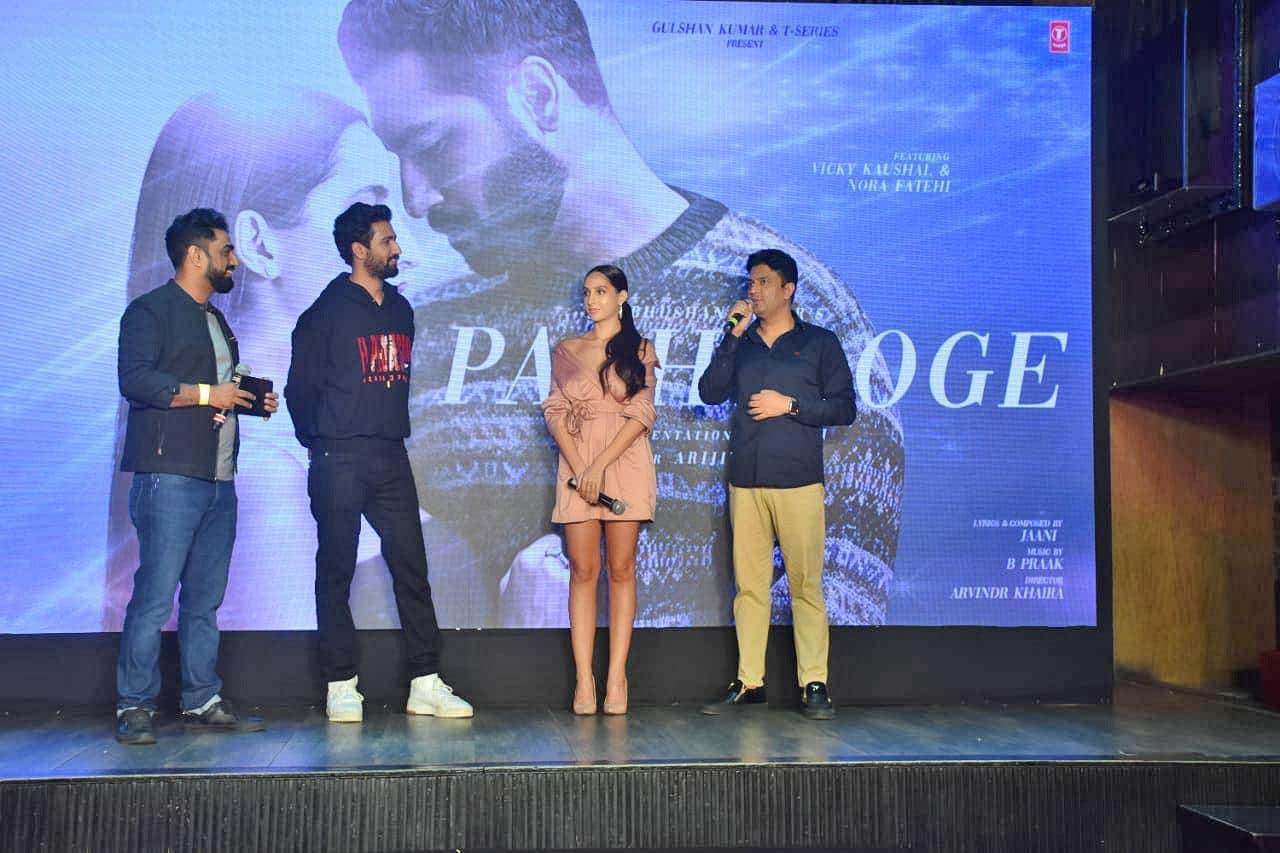 Nora Fatehi oops moment video viral while dancing with Vicky Kaushal at Pachtaoge success party