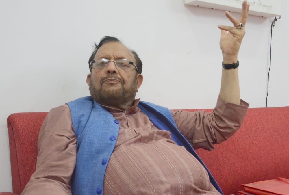 One million crore will be invested in UP from 40 countries said Suresh Khanna