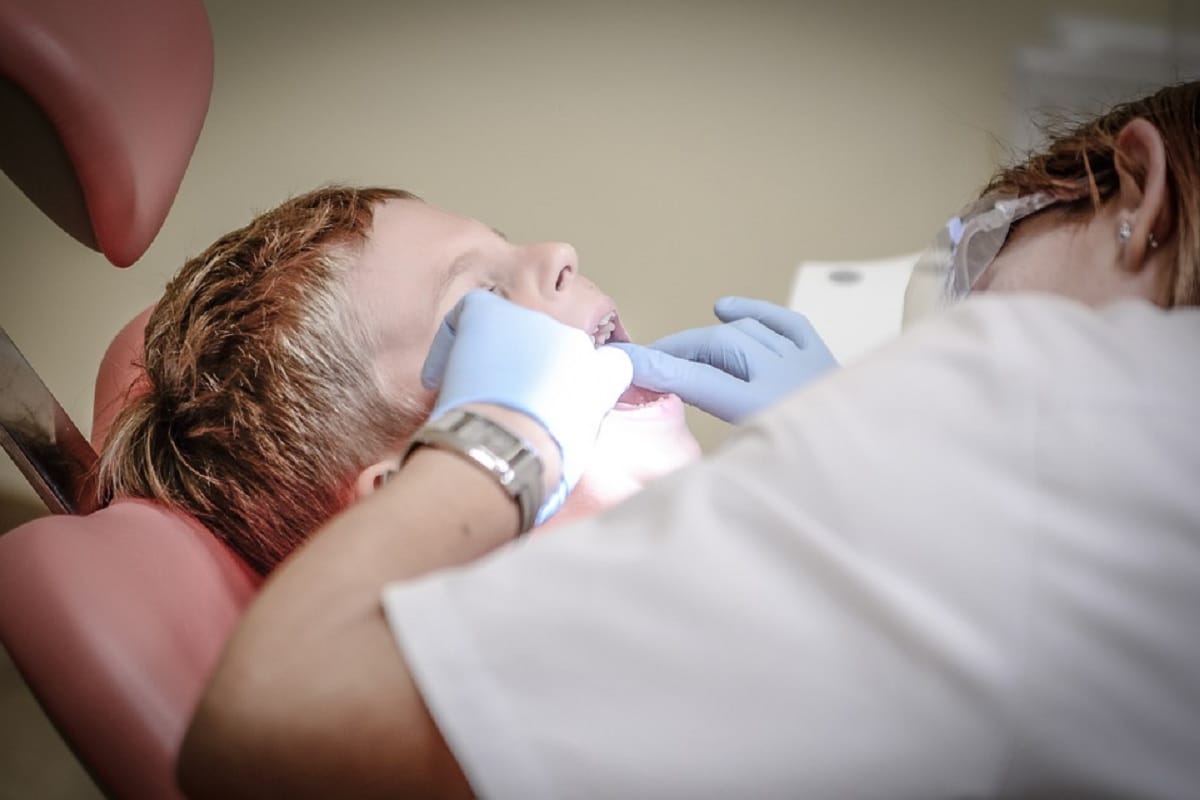 Fissure Sealants Technique to Save Teeth of Childrens, PGI Chandigarh