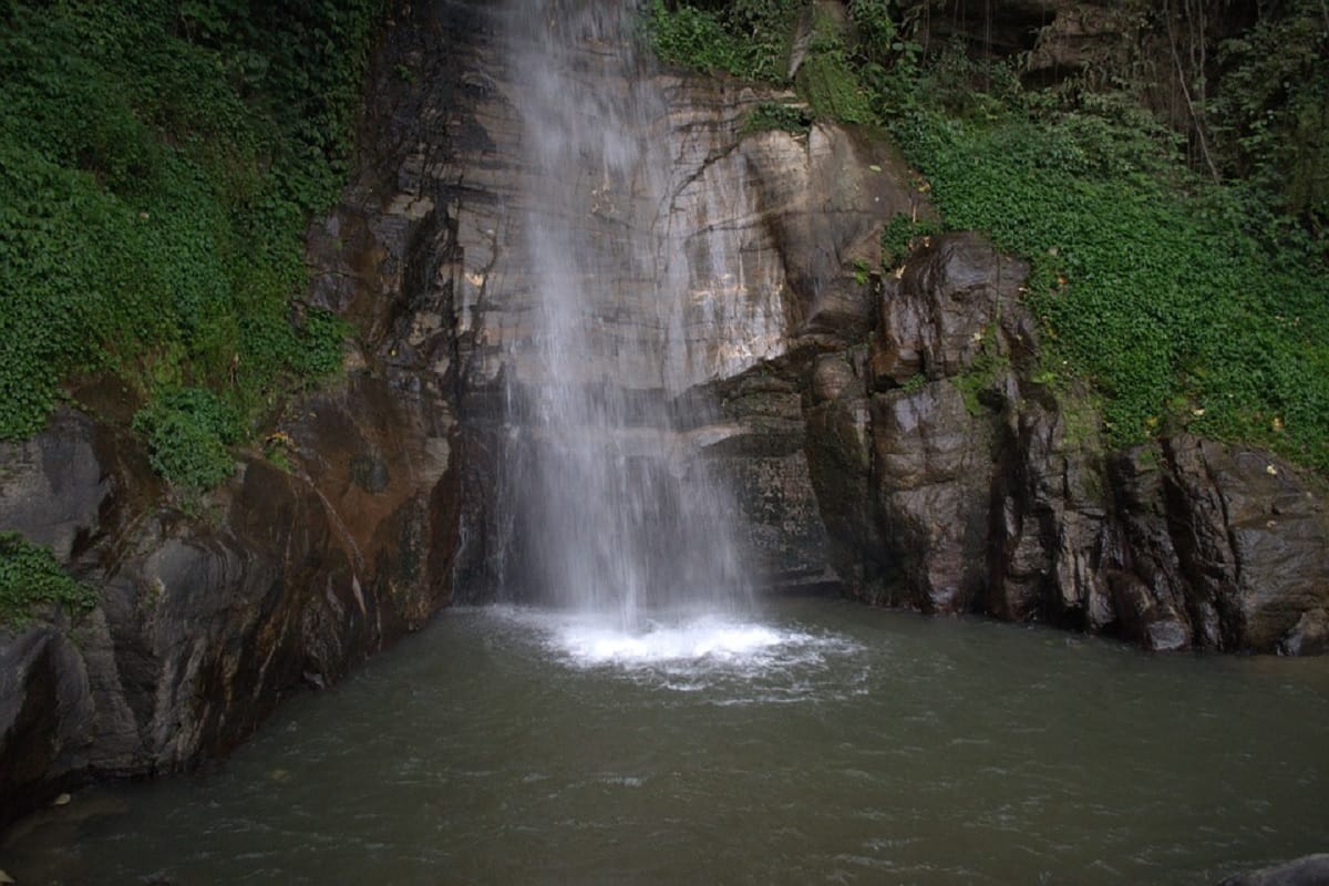 visiting six amazing places with girl gang in india