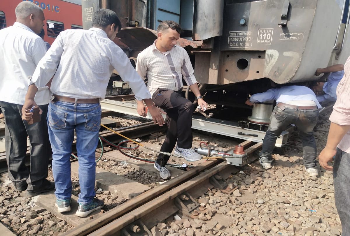 uttar pradesh big news train derail at kanpur central railway station see first photos of incident