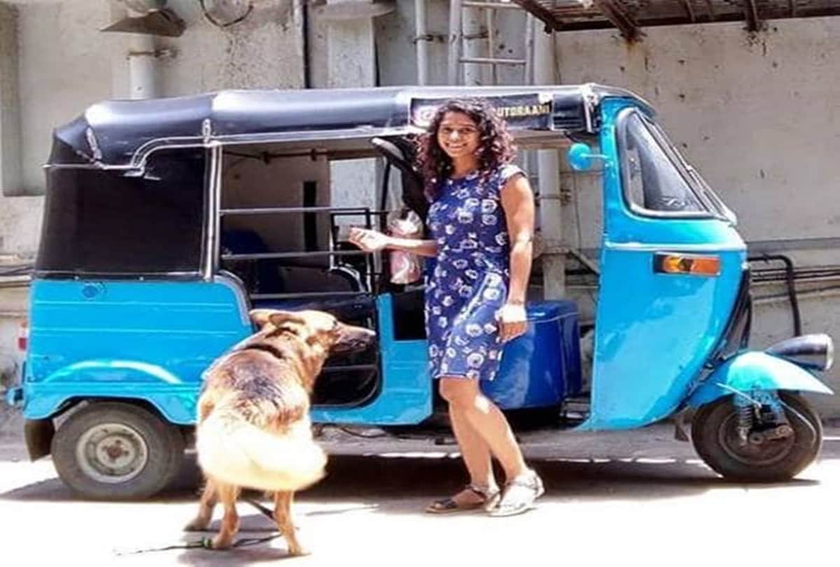 TV actress Yashashri Masurkar ditched car for an autorickshaw