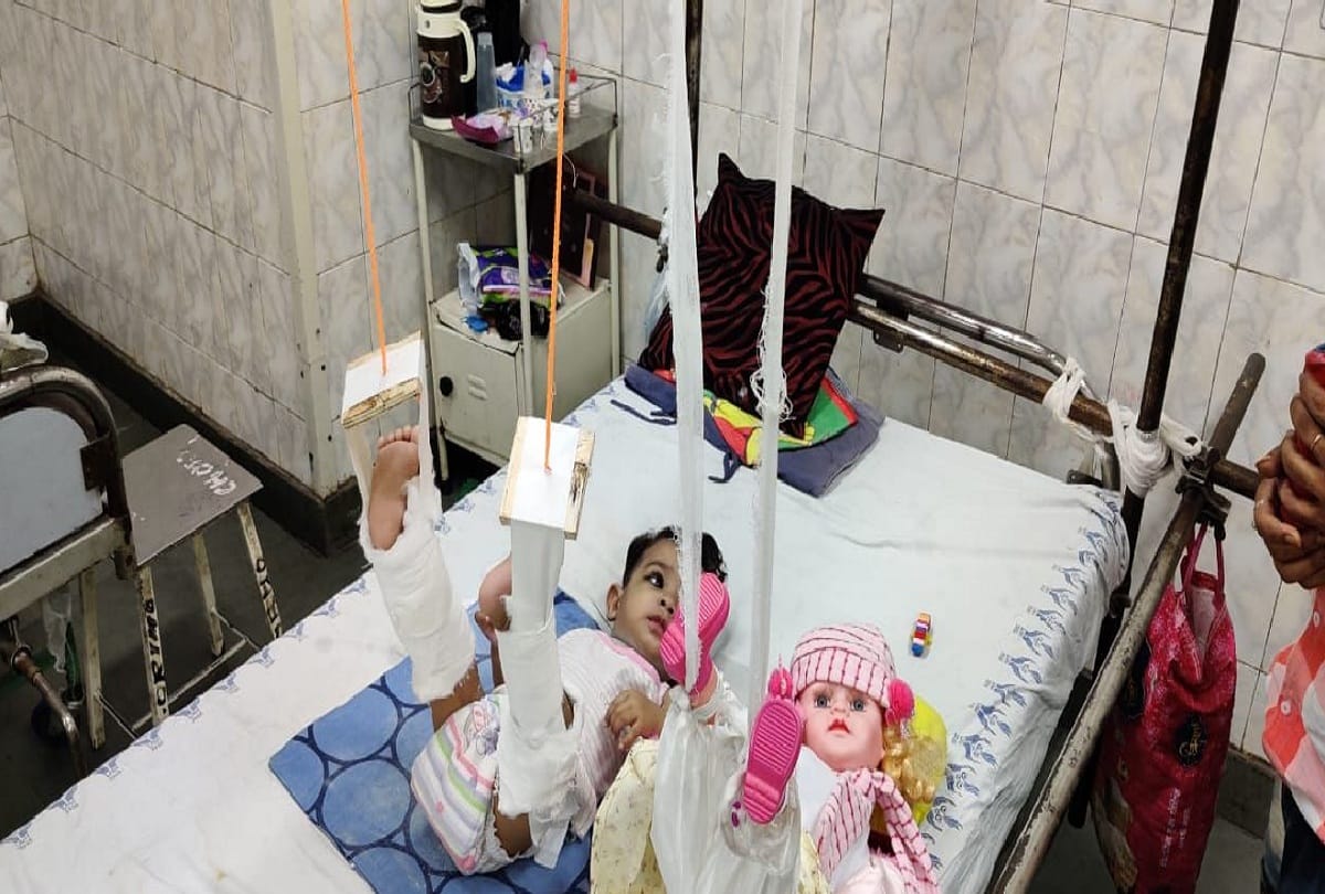 After seventeen days Zikra returns to home with his doll