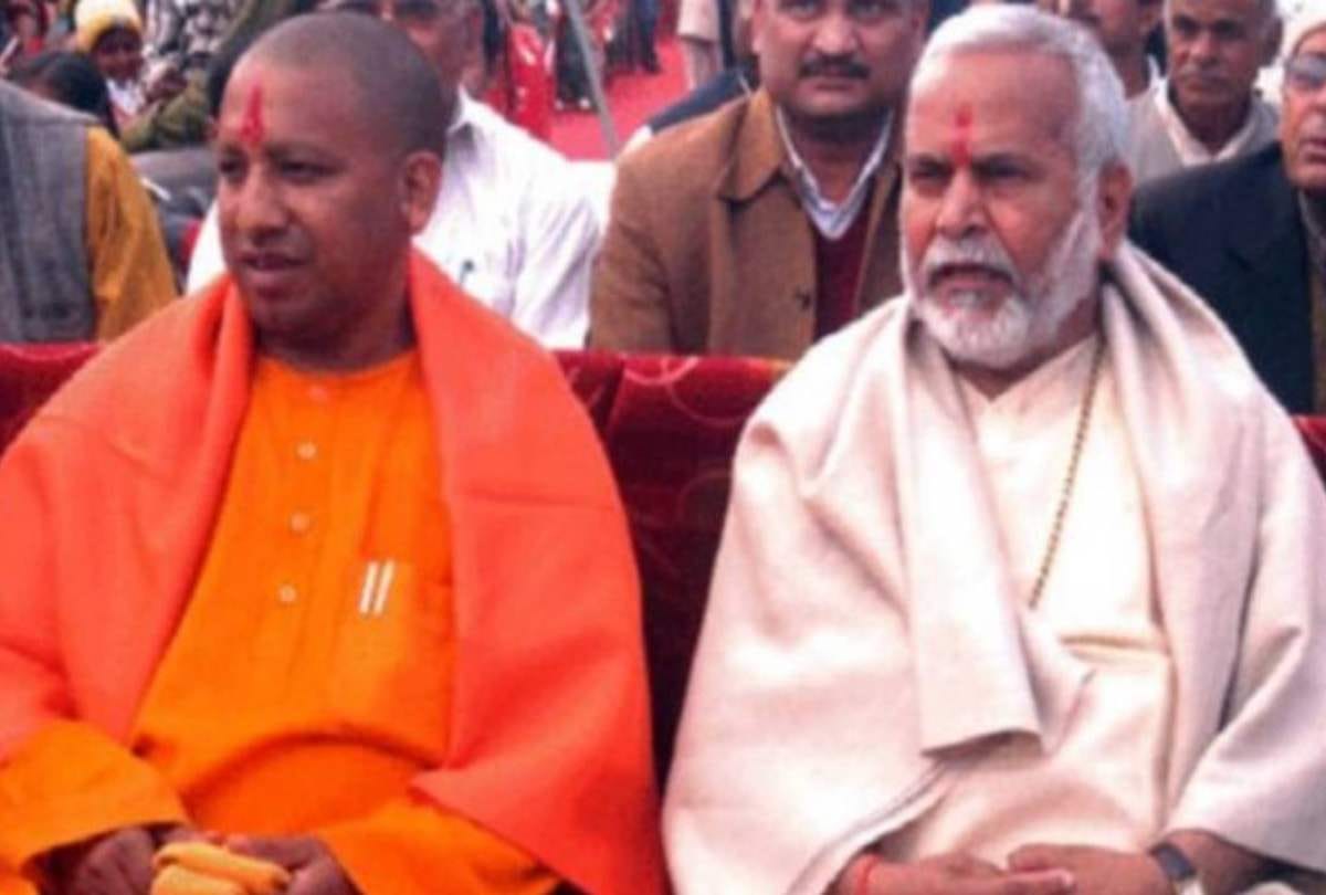 Saint society makes distance from Swami Chinmayanand after Viral of Video clips