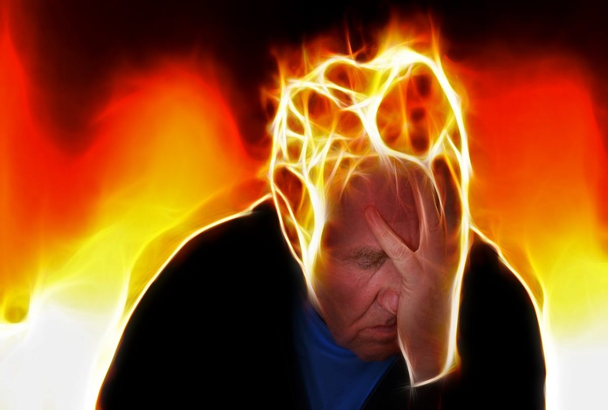 difference between headache and migraine symptoms and causes