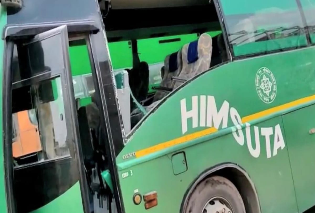 Guns fired in Panipat on HRTC Volvo bus coming to Manali