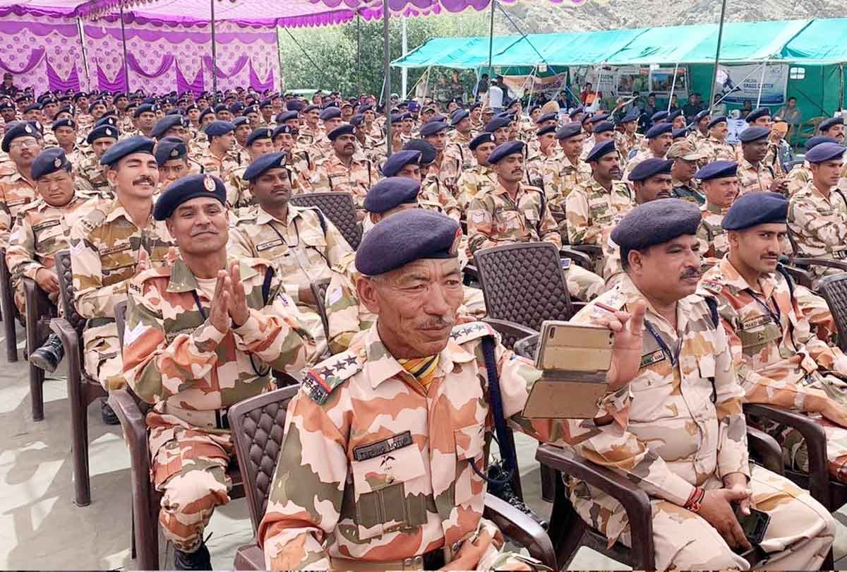 Rajnath Singh laddakh visit, Pakistan on Kashmir issue, Rajnath inaugurates Kisan Jawan Vigyan Mela