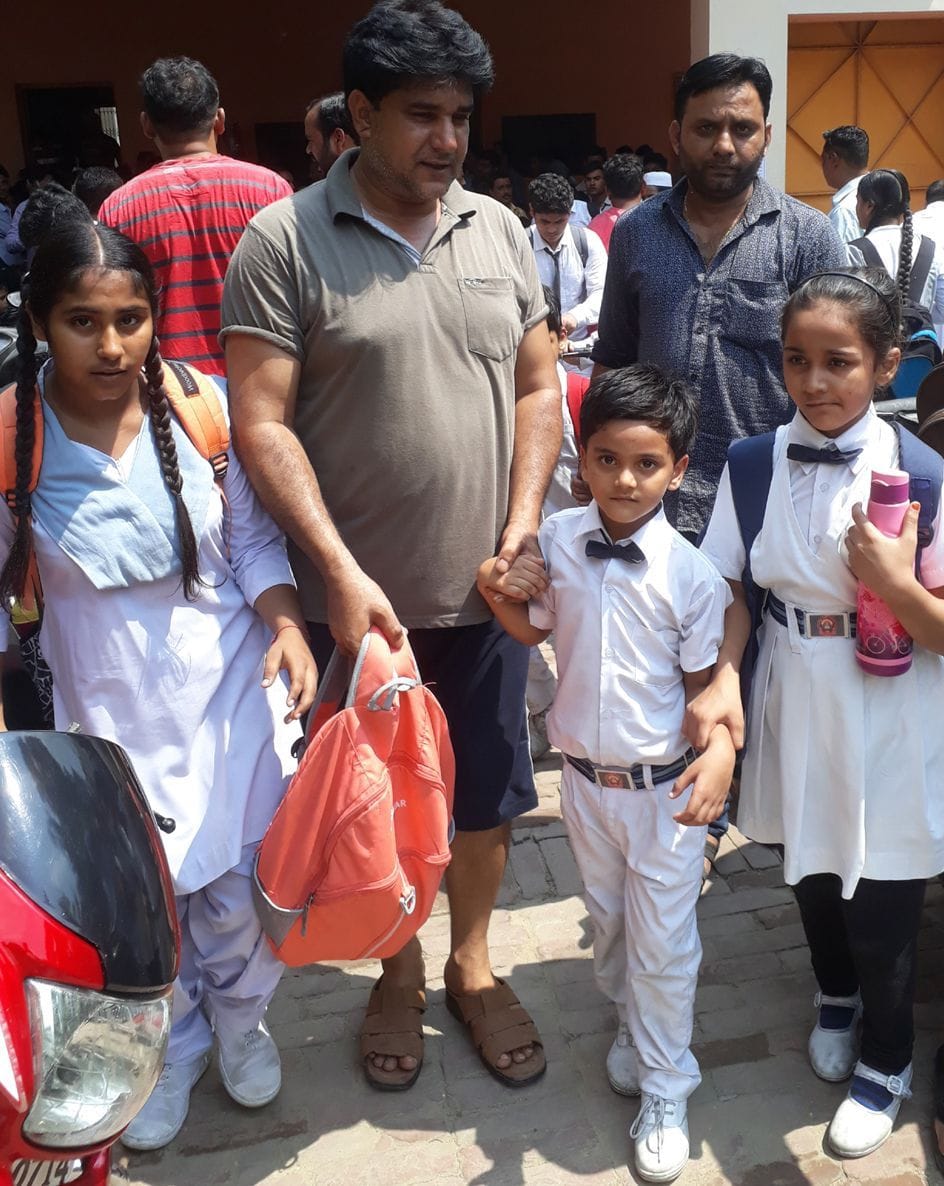 Opposition to new transport policy for schools