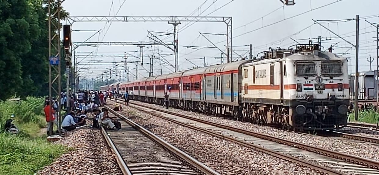 Fire in telangana express