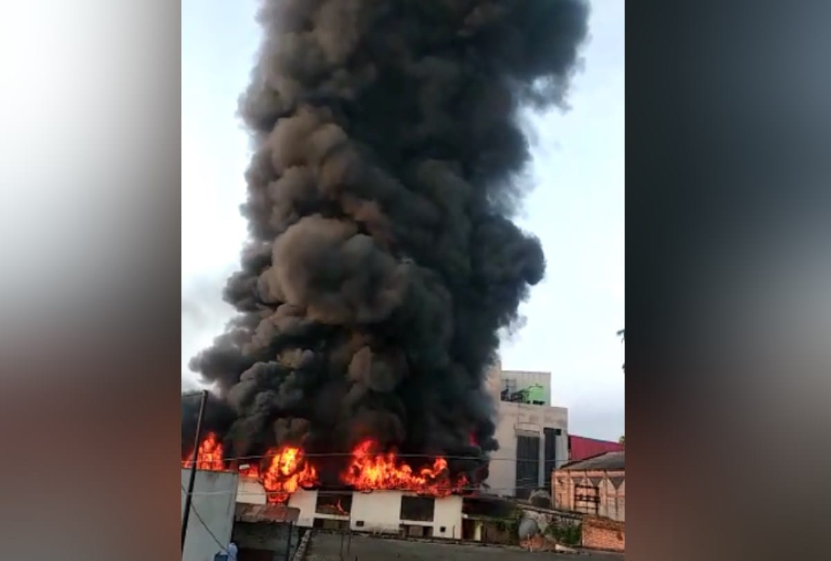 battery making factory gutted in fire in mehatpur una himachal pradesh