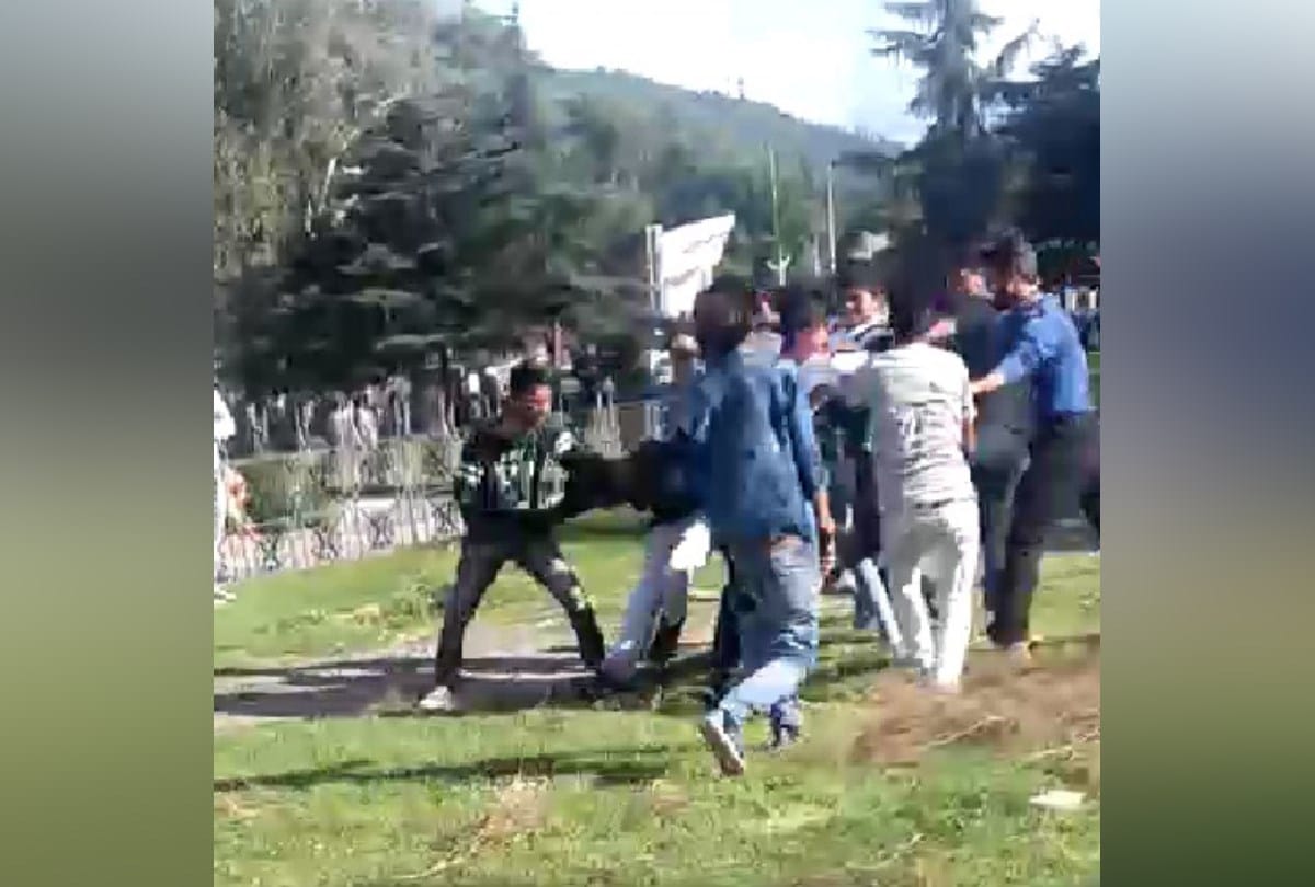 fight between two groups in Dhalpur Maidan Kullu Himachal Pradesh