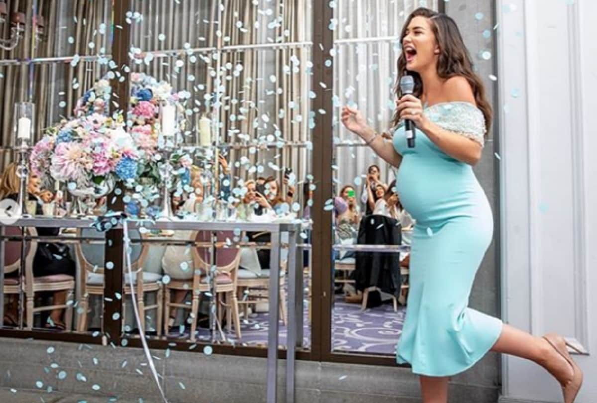 Akshay Kumar actress Amy Jackson Baby Shower pictures viral on social media
