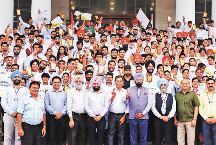Punjab Government Extends Medal Winner Players Reward Money