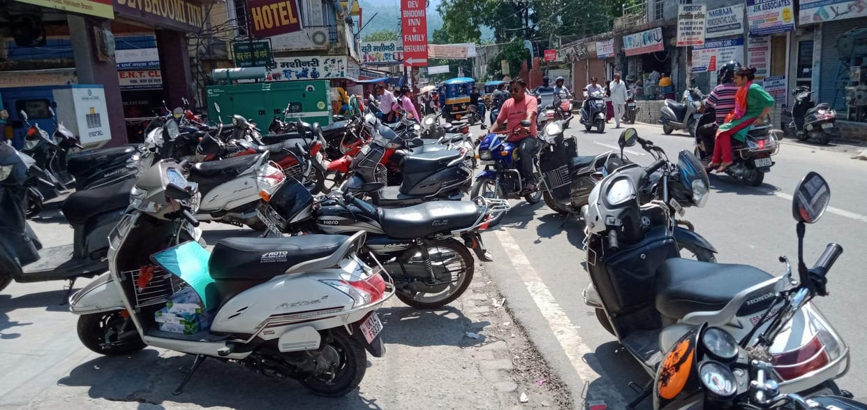 Police will send notice to the banks if traffic is disrupted