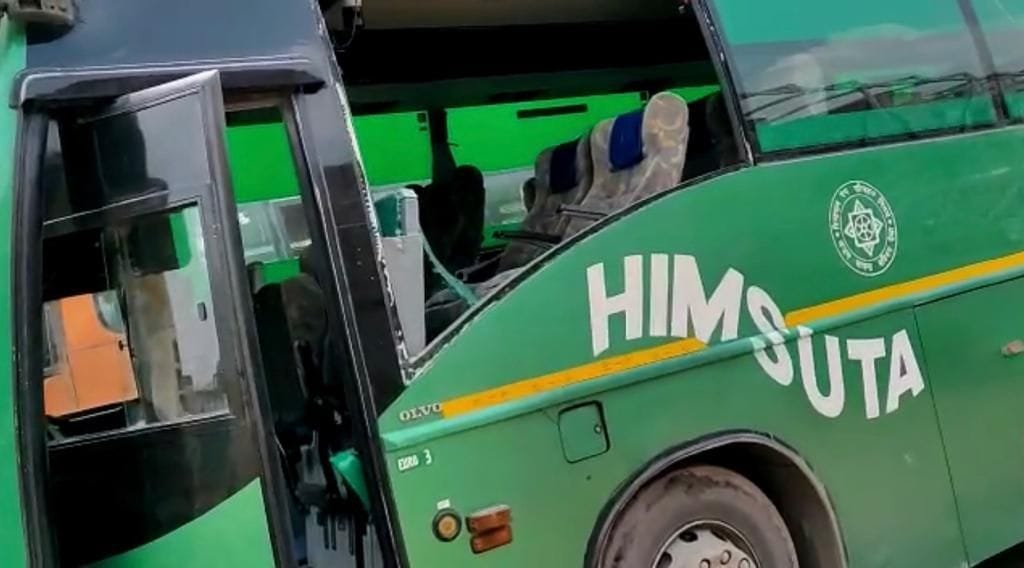 bus, himachal, bolero, fire