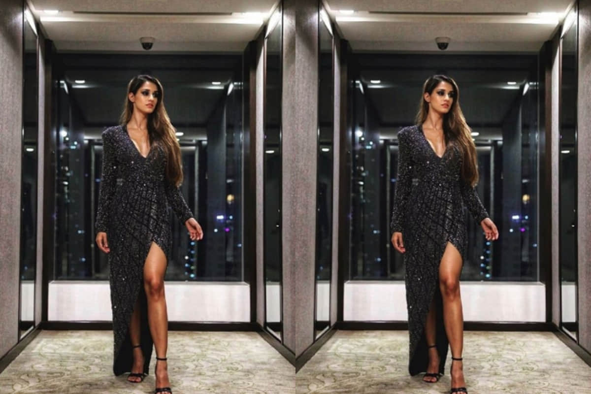 disha patani new stunning instagram pictures set fire on internet