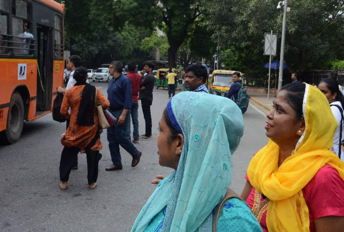 Delhi cluster bus drivers to be suspend if they ignore road safety measure