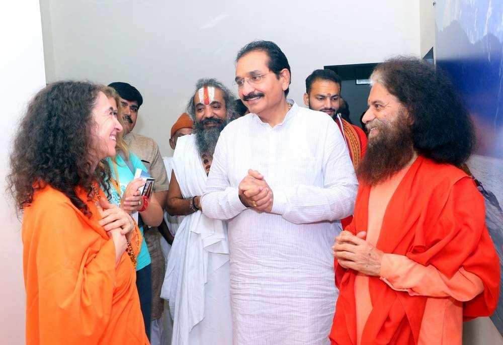 Pankaj Modi discusses environment with Chidanand Muni