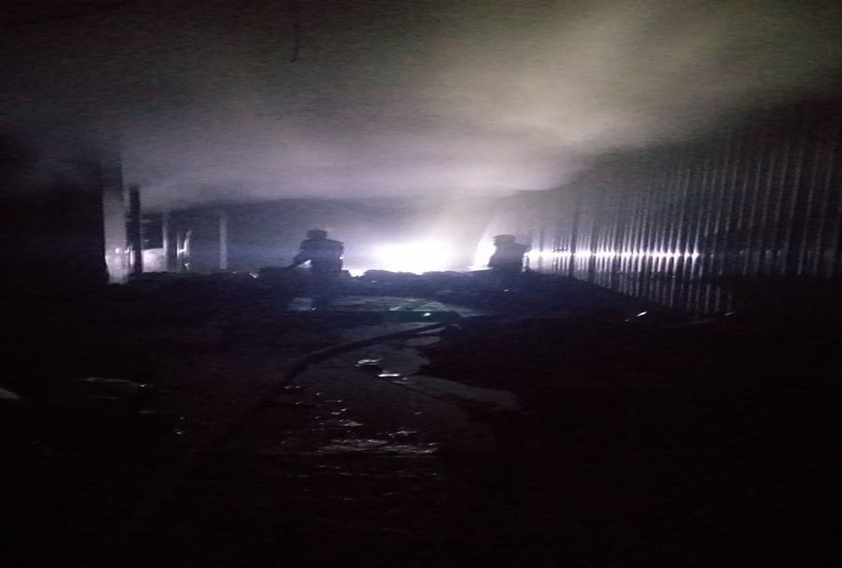 Massive Fire in Factor at Sikandra Agra