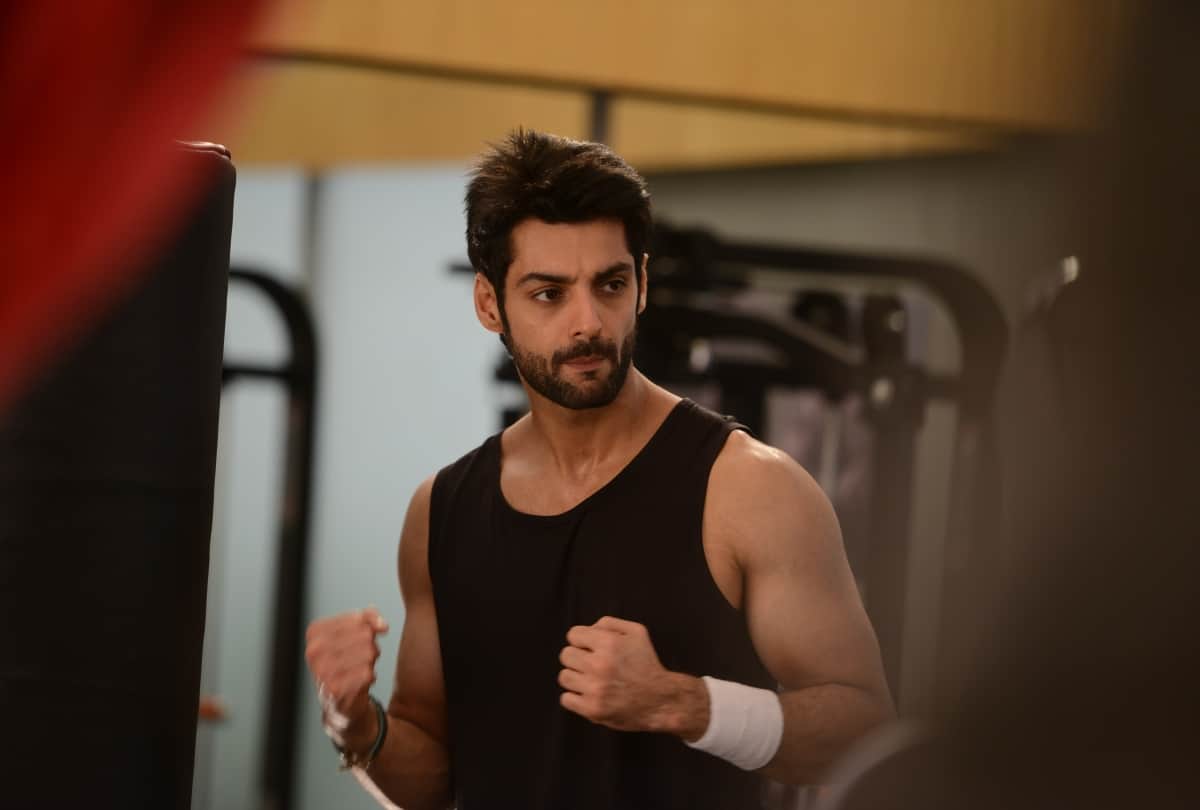 Bigg Boss 13 new promo released Salman Khan Surbhi Jyoti Karan Wahi gives new details