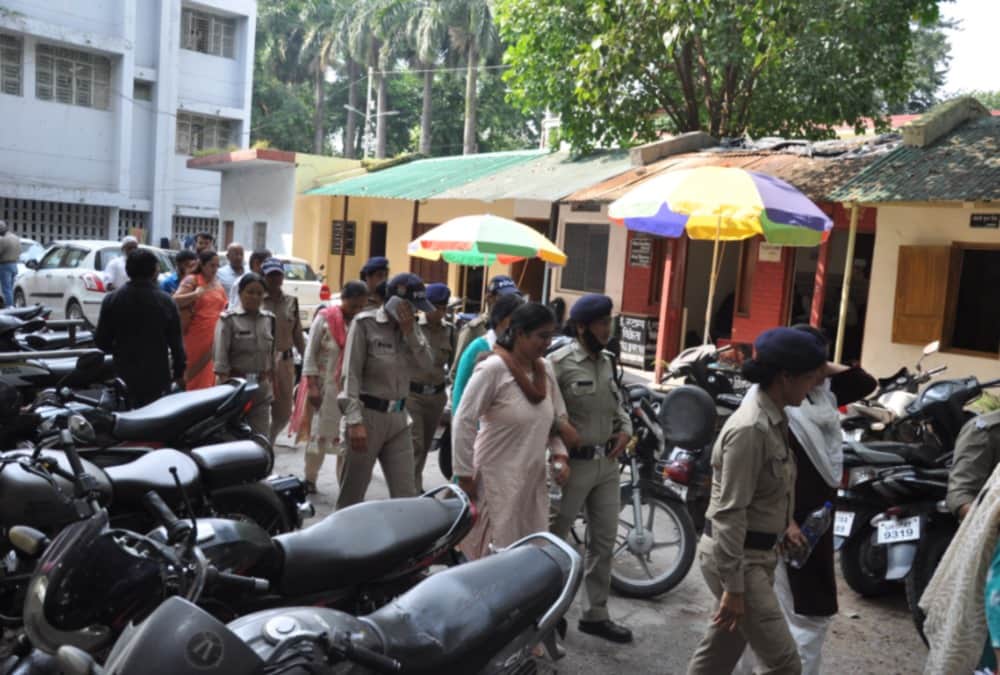 Nari niketan samvasini sexual assault Guilty Crying in court dehradun