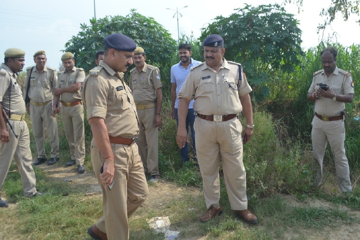 One badmash arrested and injured by shot in police encounter at Meerut city