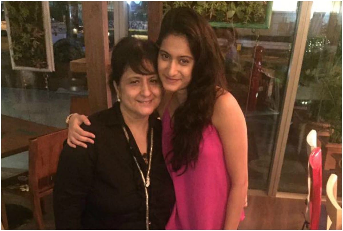 Unseen picture of Actress Pearl Punjabi who suicide jump from her apartment in Mumbai
