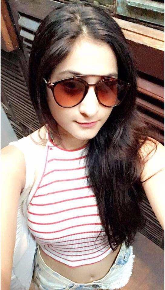 actress pearl punjabi sucide she jump from her apartment in mumbai