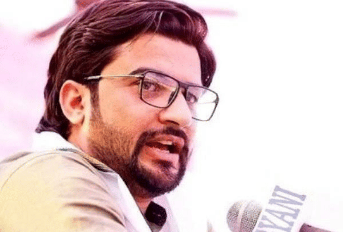 congress leader salman nizami slams pakistani actor Hamza Ali Abbasi on kashmir isuue