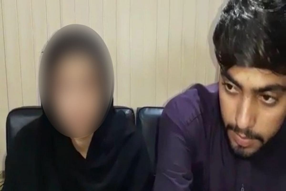 Sikh girl forcibly converted into Islam and then force to get married with muslim youth in Pakistan