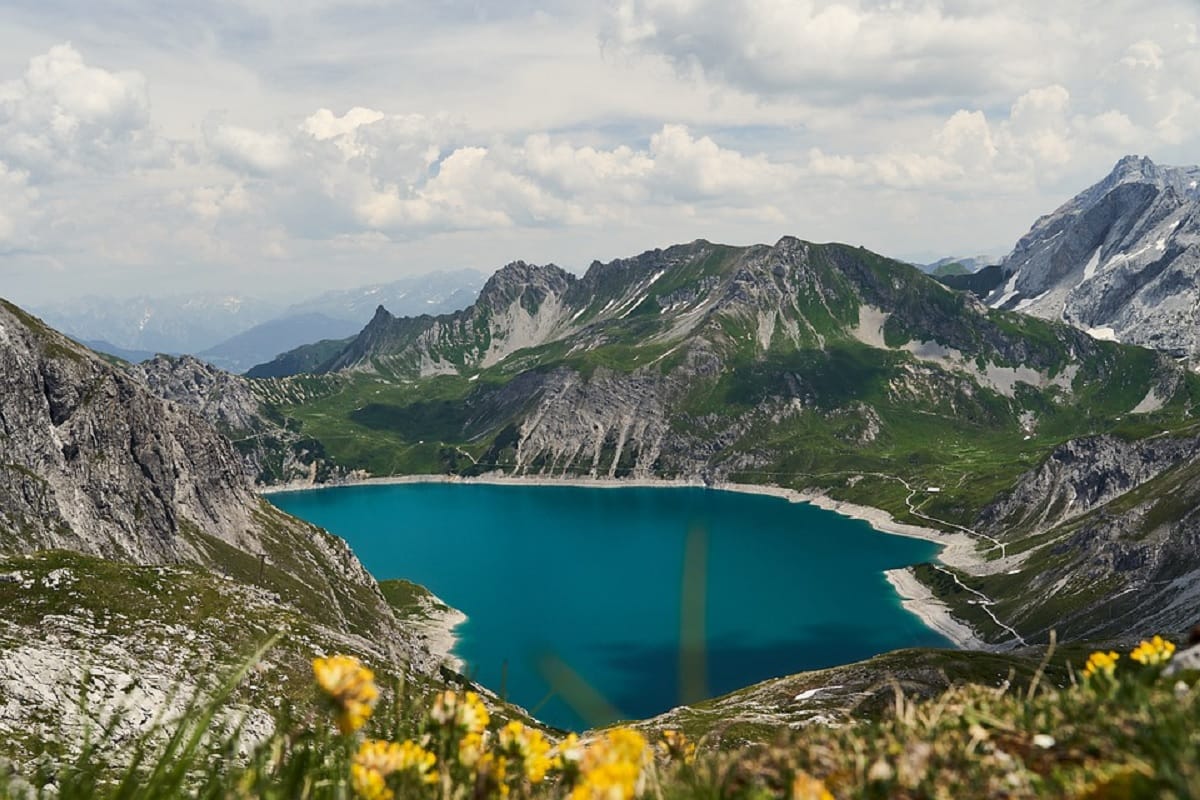 beautiful offbeat destinations in india