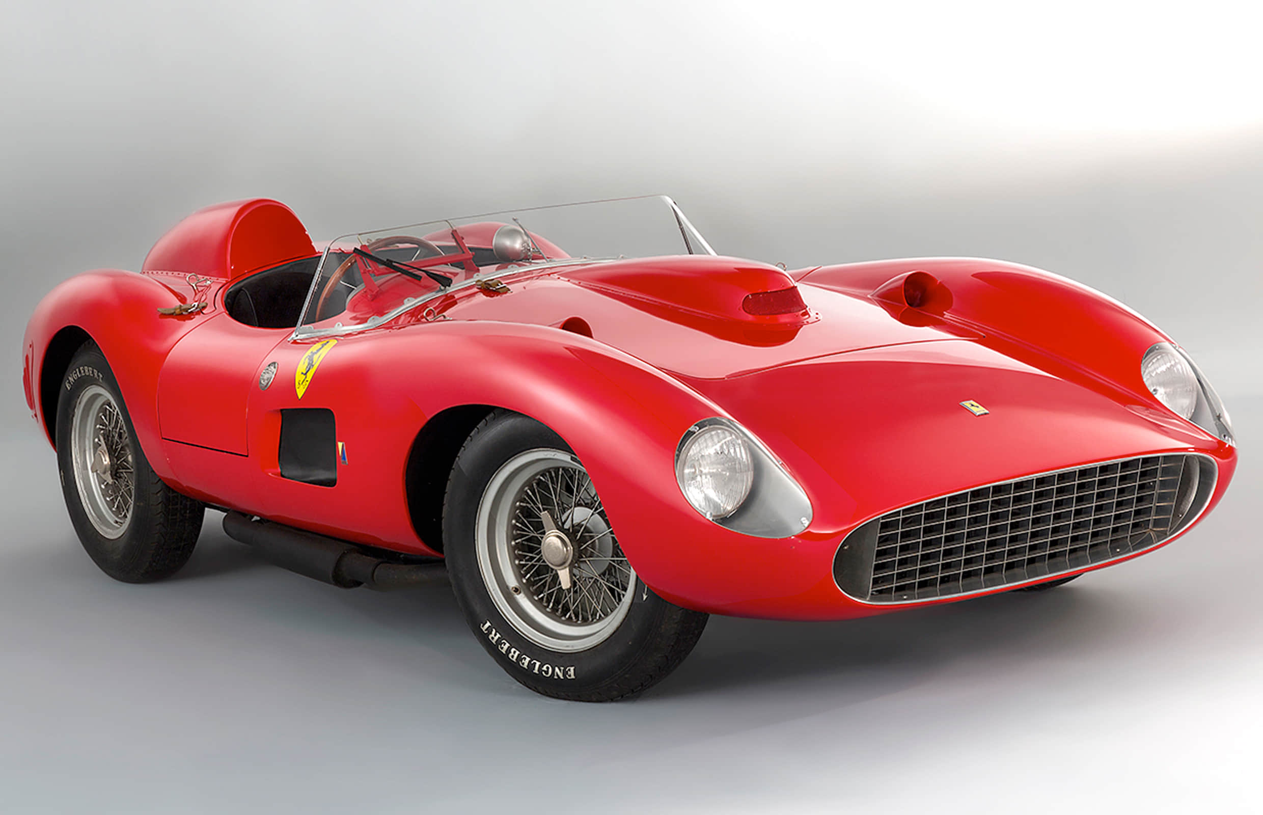 Hollywood actor Tom Cruise driven Ferrari 250 GTO car will auction next month