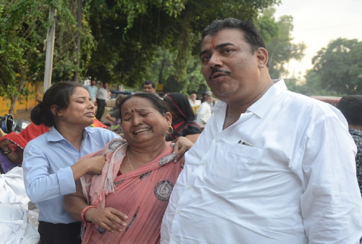 constable commit suicide in mahanagar security headquarter in lucknow