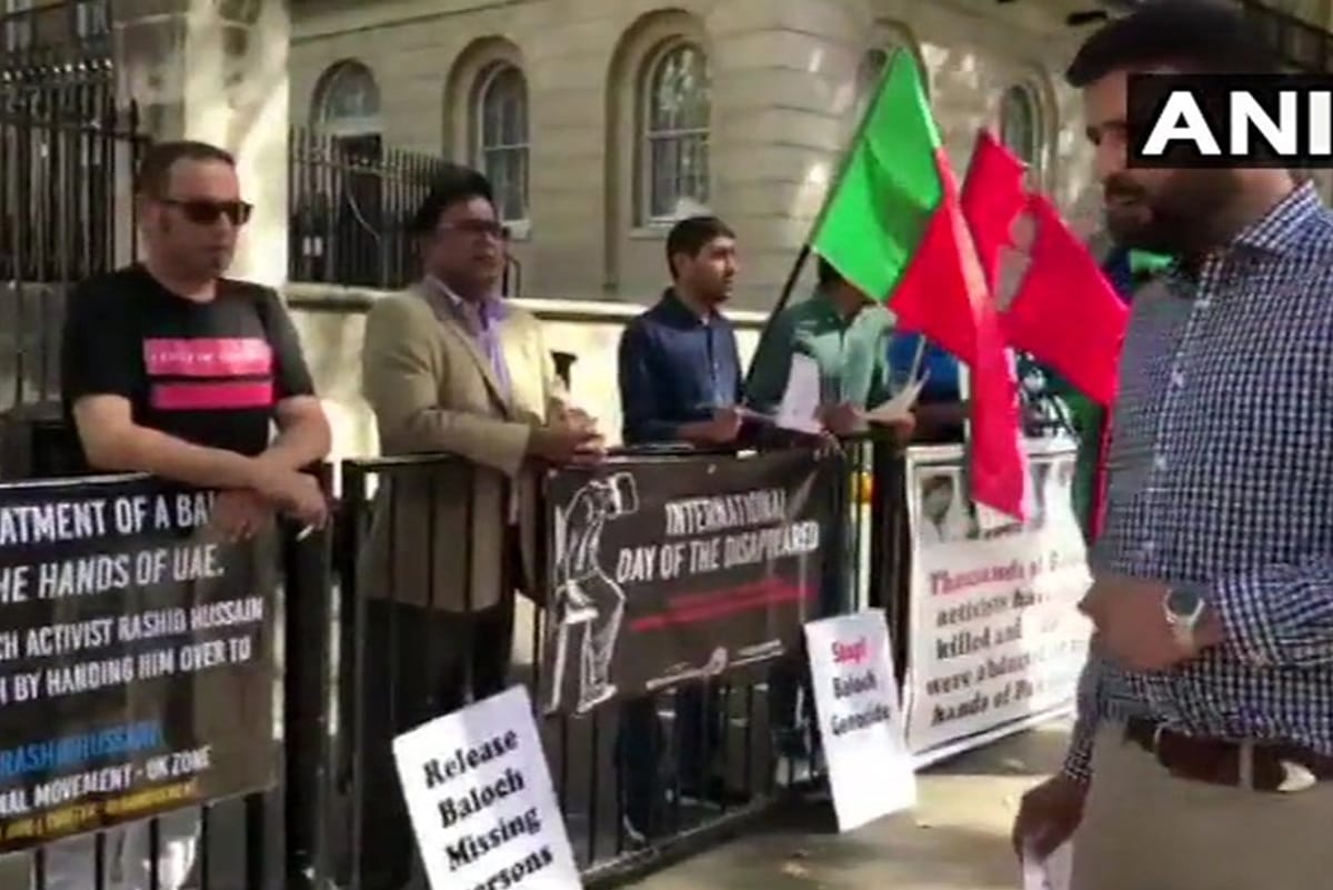 Balochistan: Protests continue for the second day over the kidnapping of two students by Pakistan security forces