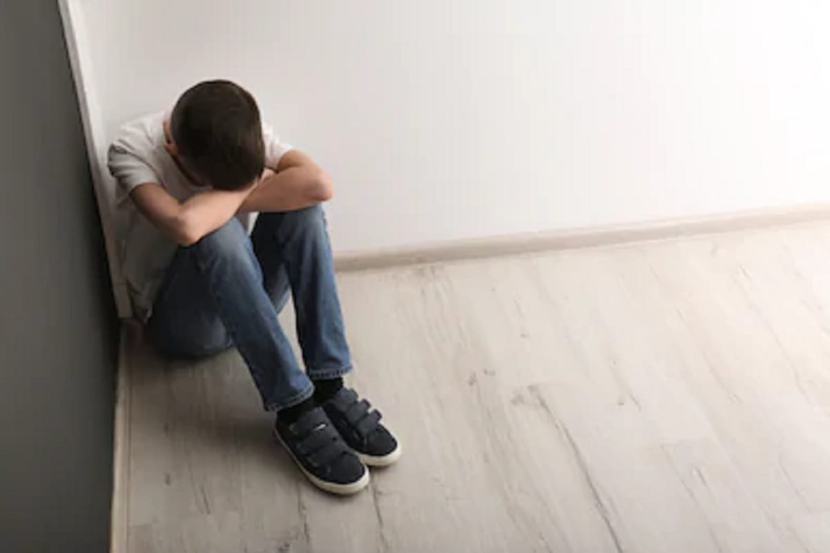 Children under mental stress due to Dispute between husband and wife