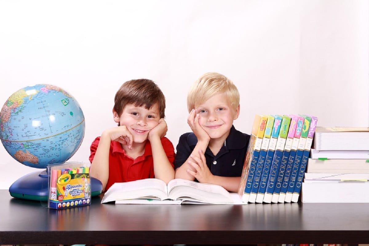 Children's day 2019 this day was celebrated on 20 November know the reason why