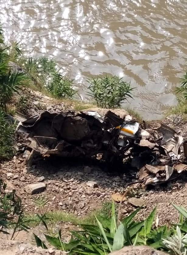 Pickup vehicle fell into the ditch, driver died