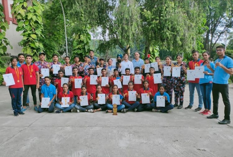 Government College Karnal NCC Cadets Win Medals in ATC Camp, Flying Officer Suresh Duggal