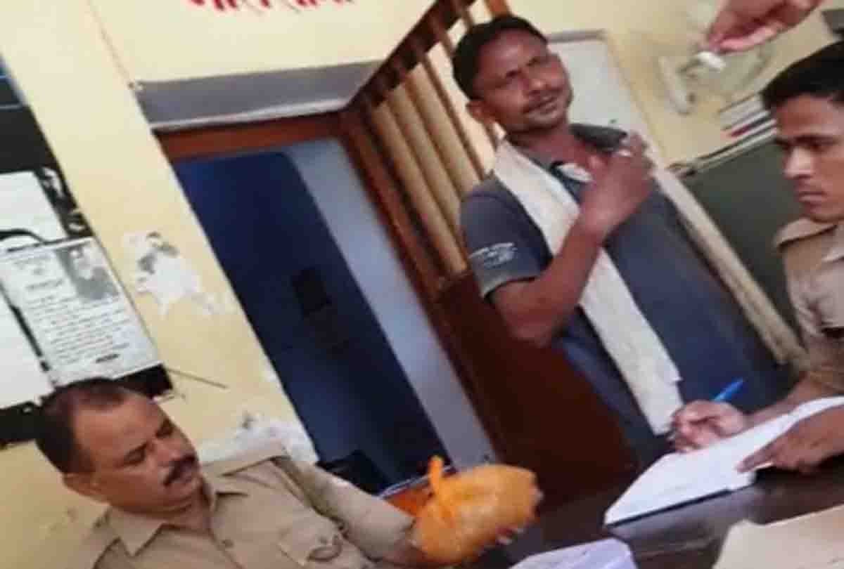 up police viral video of unnao ganga ghat police station