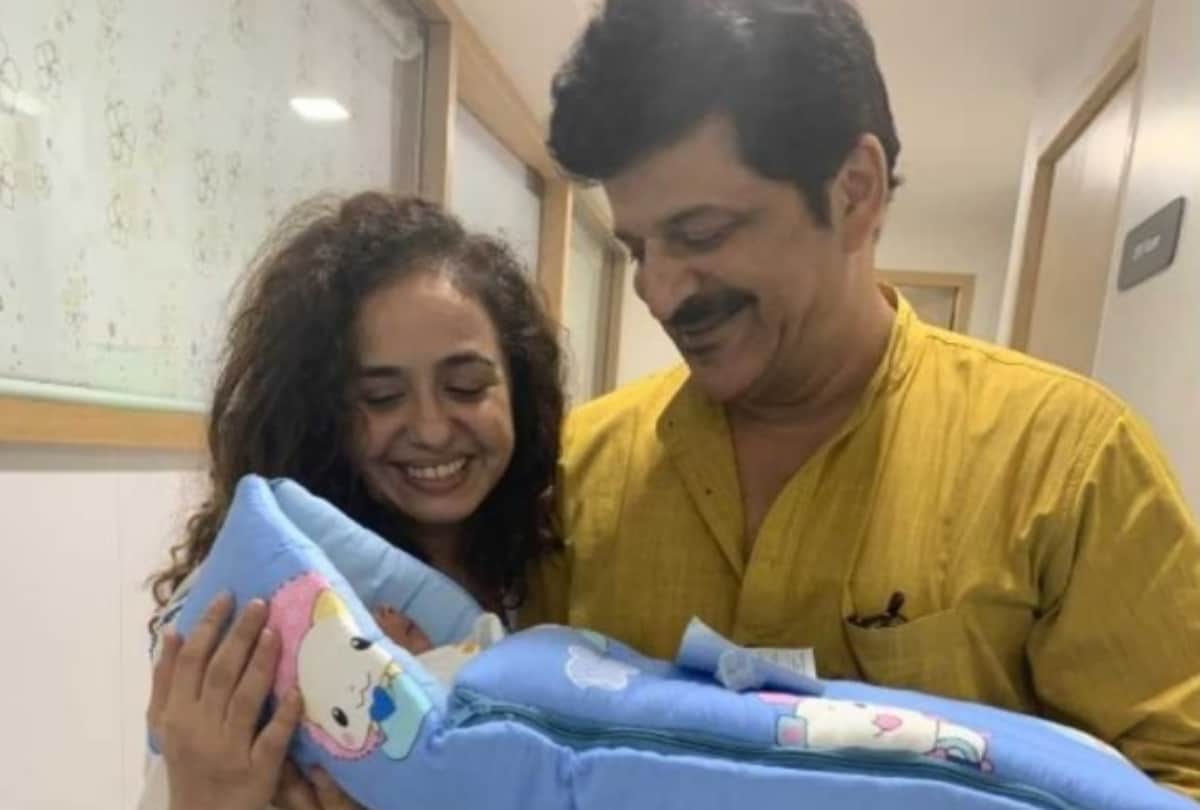 Rajesh Khattar became Proud to be a Baby Boy