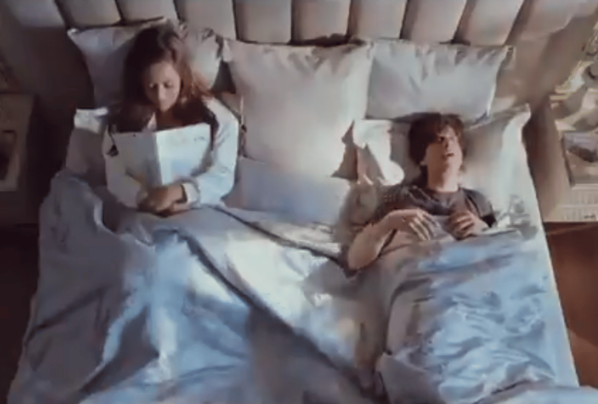 shah rukh khan and gauri khan this romantic video goes viral