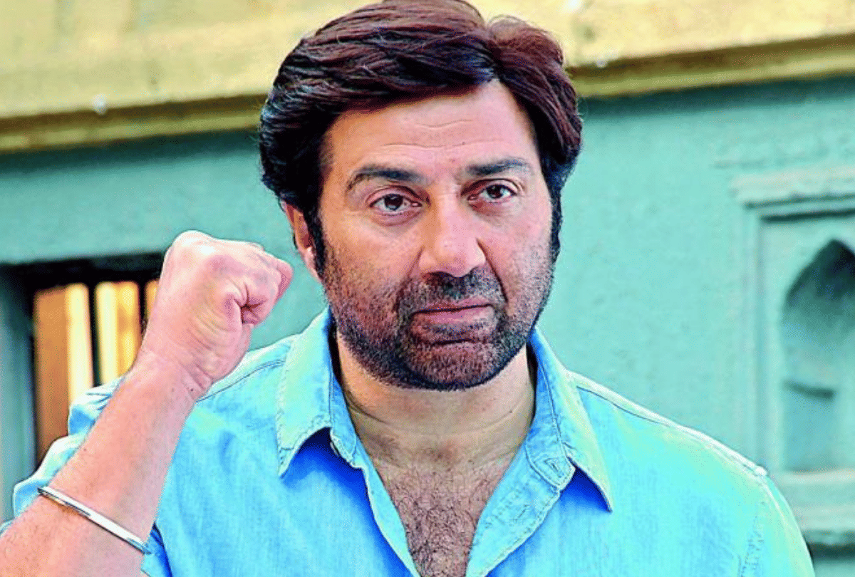 Sunny Deol Will Play Shashi Kapoor Character From Amitabh Bachchan Hit Film Suhaag
