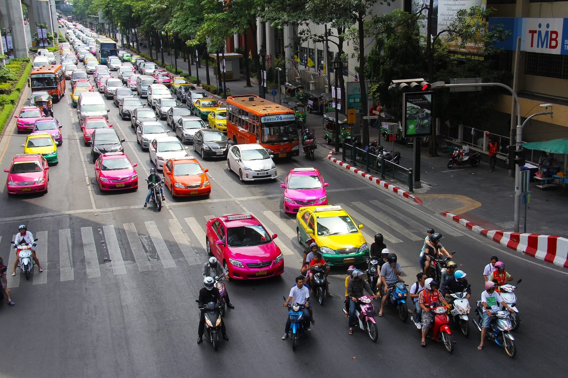 Strange driving laws in foreign countries, where eating and without shirt driving is violation