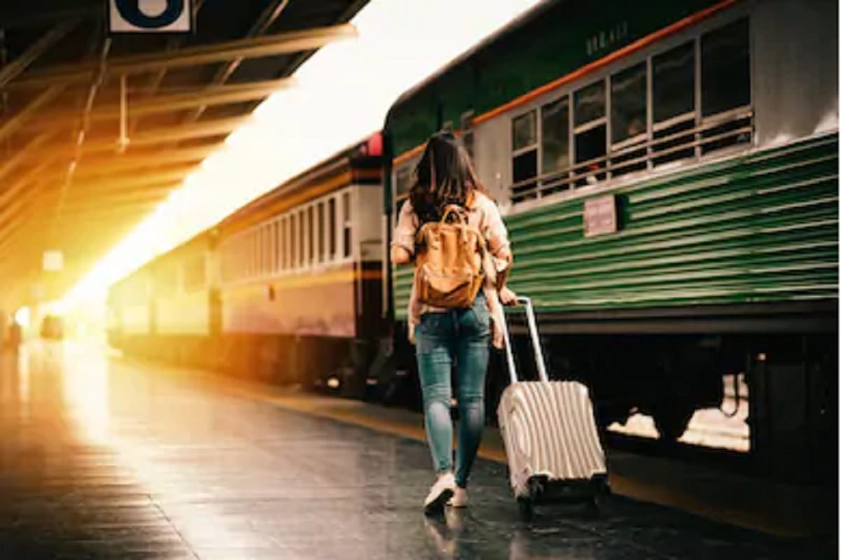 make your trip memorable with this interesting tricks in hindi
