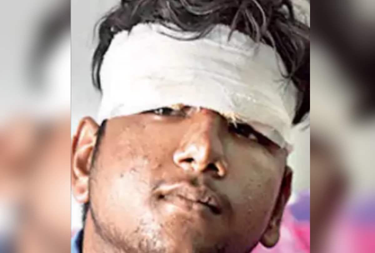 Delhi biker injured from chinese kite string after 18 stitches he will have to go under surgery