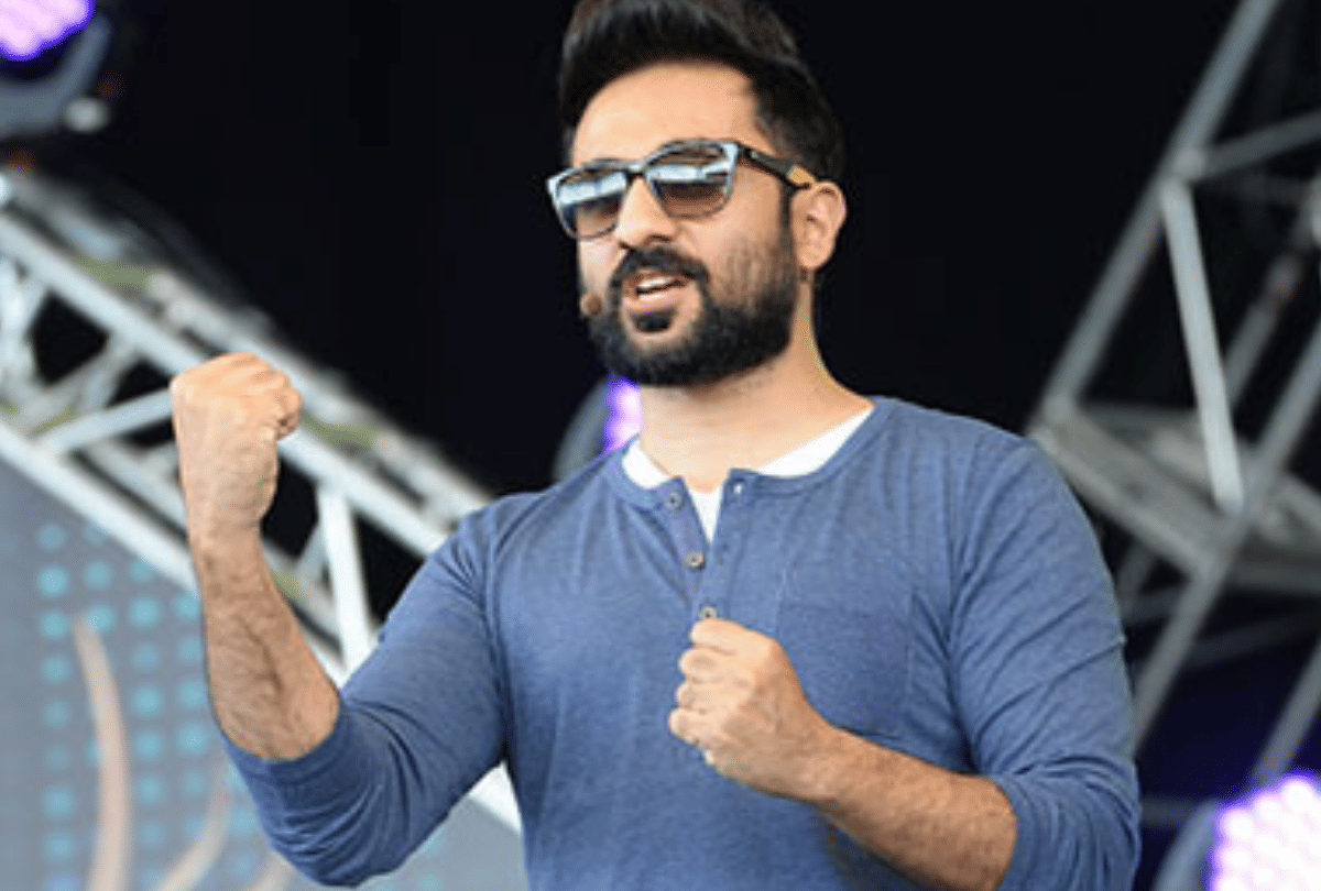 Who Is Vir Das who heavily trolled for 'I come from two Indias' monologue booked for insulting India