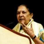 राज्यपाल आनंदीबेन पटेल