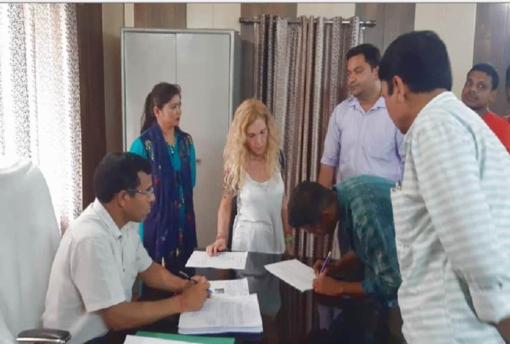 Italy Old age Women done Court marriage with 25 years old rishikesh boy
