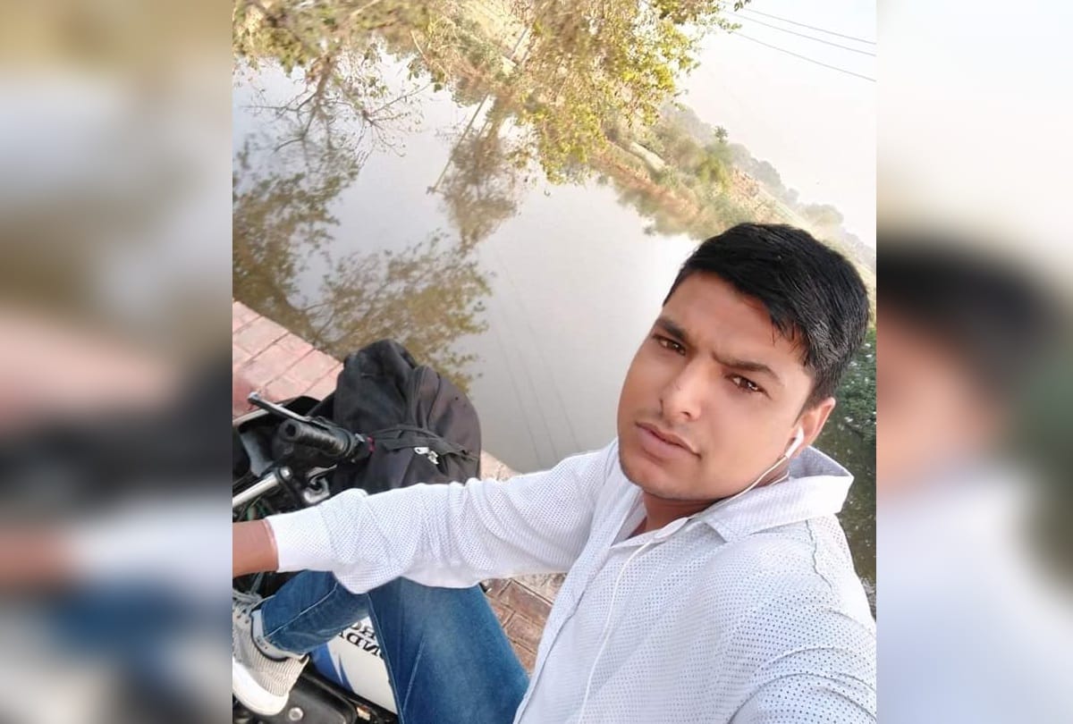 Unknown vehicle trampled Kheragarh Sub inspectors son